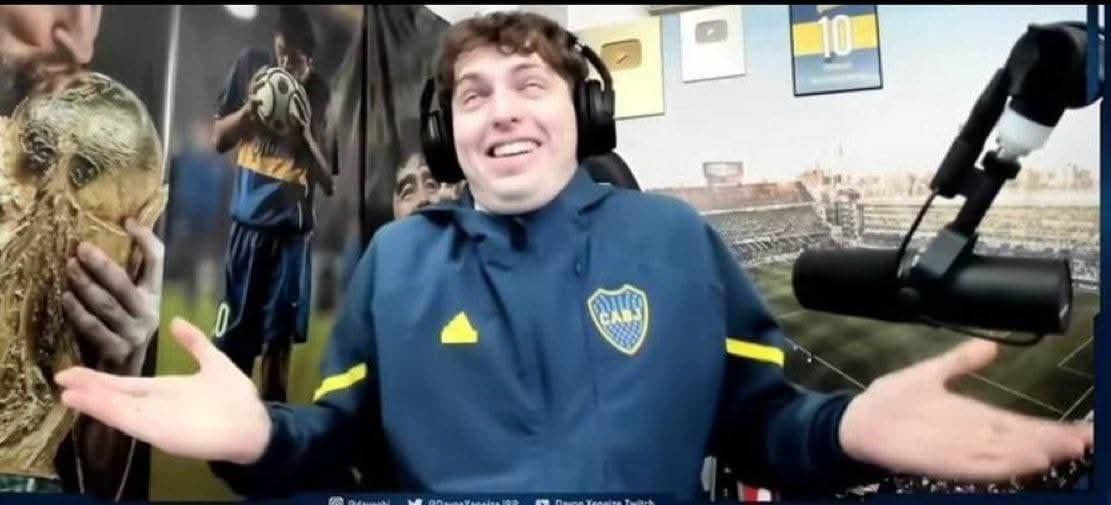 Hincha de Boca Comparando Formatos