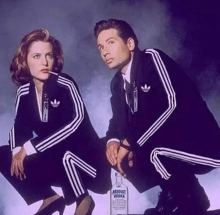 Mulder and Scully Go Full Slavic Squat