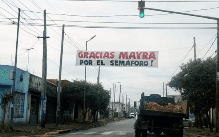 Thanks Mayra for the Traffic Light in the Rubble